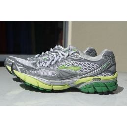 BROOKS GHOST 4